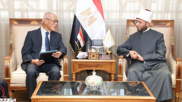 وزير الأوقاف يستقبل سفير اليابان بالقاهرة لبحث سبل التعاون المشترك