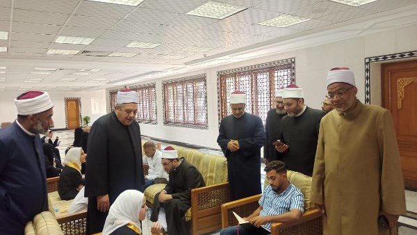 قيادات المعاهد الأزهرية يتابعون مبادرة “يوم السرد القرآني”