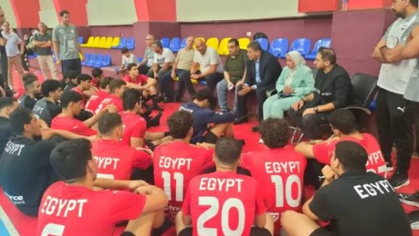 الدولي لليد يعاين ملاعب بطولة العالم بمصر