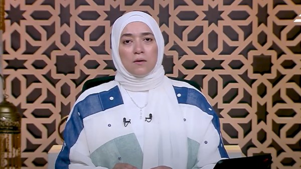 الداعية الإسلامية دينا أبو الخير