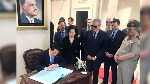 زيارة رئيس فيتنام لمنزل الزعيم الراحل جمال عبد الناصر
