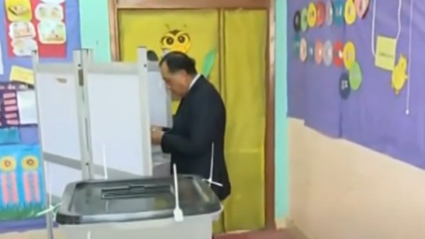 رئيس مجلس الوزراء  