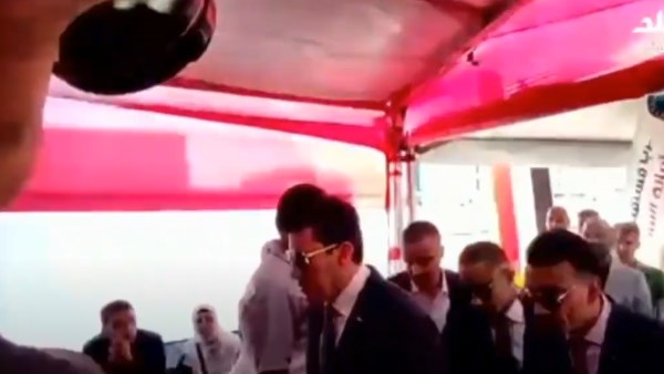 وزير الشباب والرياضة 