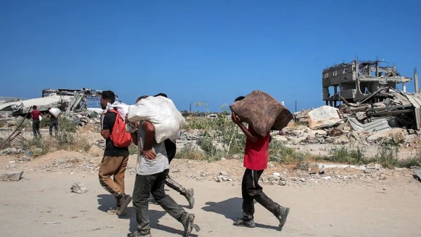 الحكومة الأردنية: مستوطنون إسرائيليون هاجموا قافلة مساعدات متجهة إلى غزة