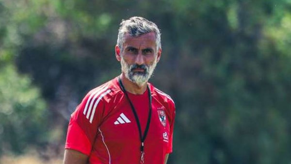 المدير الفني البرتغالي ريكاردو ريبيرو 