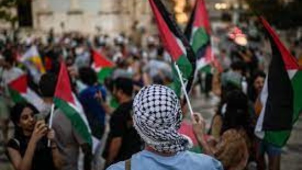 الفلسطينيين 