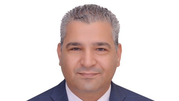 الدكتور عياد رزق، عضو الأمانة المركزية بحزب الشعب الجمهوري والخبير الاقتصادي