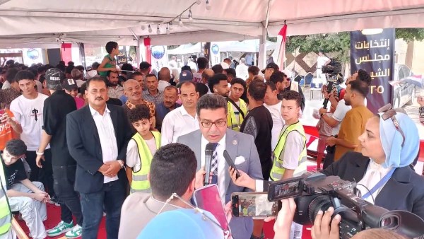 رئيس حزب الوعي يدلي بصوته في انتخابات الشيوخ2025