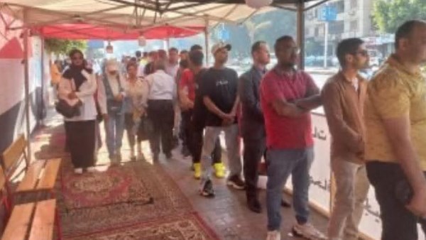 توافد الناخبين على صناديق الاقتراع بانتخابات الشيوخ في الجيزة
