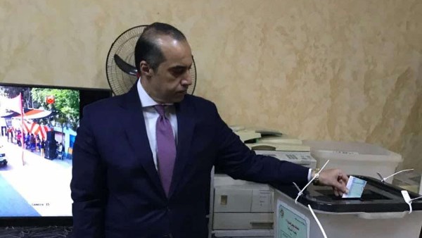 انتخابات الشيوخ 2025.. وزير الشئون النيابية يدلي بصوته في الهرم