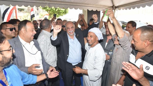 زعيم الأغلبية يدلي بصوته في انتخابات الشيوخ2025