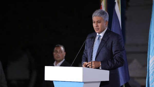 وزير السياحة والآثار 