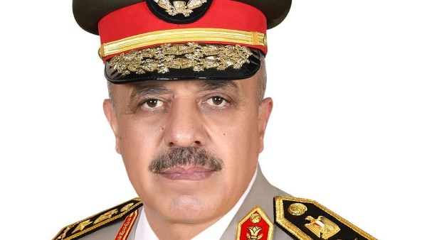 الفريق أحمد خليفة رئيس أركان حرب القوات المسلحة 