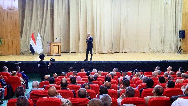 وزير التربية والتعليم 