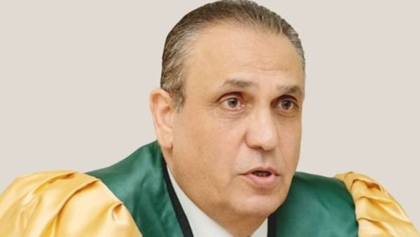 عميد كلية الإدارة والعلوم المالية والاقتصادية