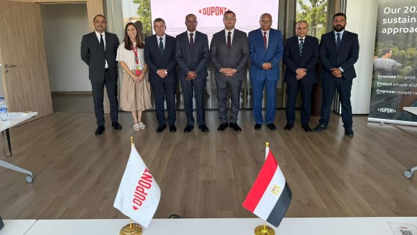 وزير الإسكان يزور أكبر مركز عالمي في دراسات وأبحاث معدات تحلية المياه ببرشلونة