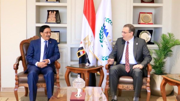 رئيس التنظيم والإدارة ومدير المنظمة العربية للتنمية الإدارية 