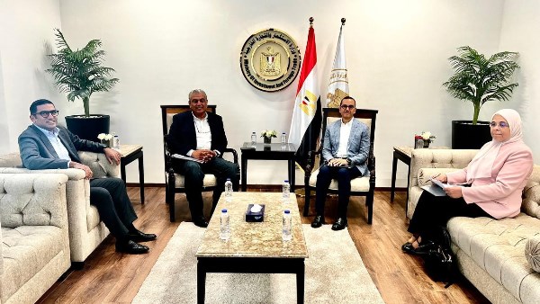 وزير الاستثمار يلتقي عددًا من أعضاء المجلس التصديري للتشييد والبناء