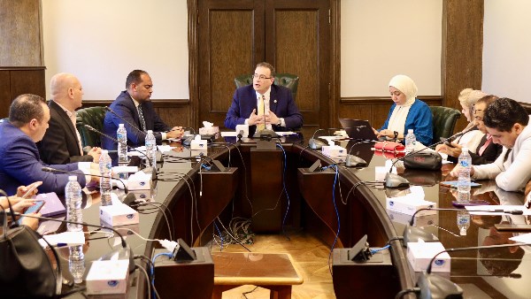 التنظيم والإدارة: تطبيق هيكل جديد للجهاز بنظام الشباك الواحد