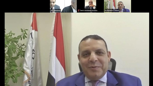  عبد العزيز الشريف