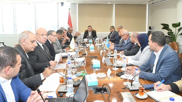 وزير الإسكان