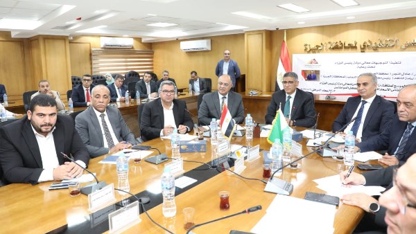 محافظ الجيزة: استمرار التنسيق مع وزارة التموين لإقامة أسواق 