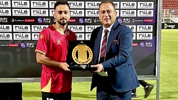 أحمد الشيخ يخطف الأنظار بعد الهدف العالمى للحدود فى البنك الأهلي