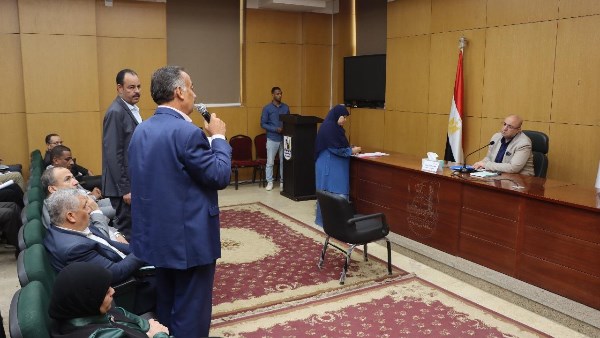 محافظ بني سويف