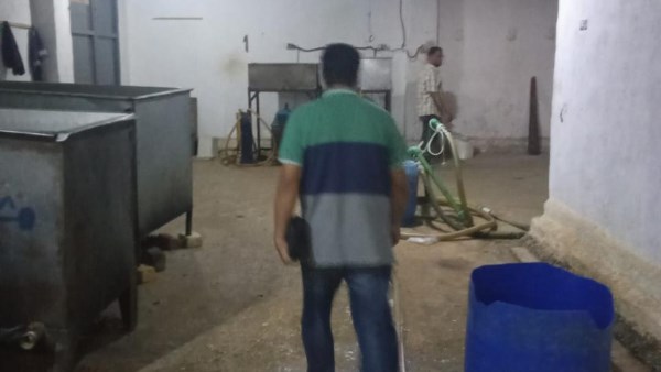 حملة رقابية تتمكن من ضبط مواد ومنتجات غذائية مجهولة المصدر وبدون بيانات في بني سويف