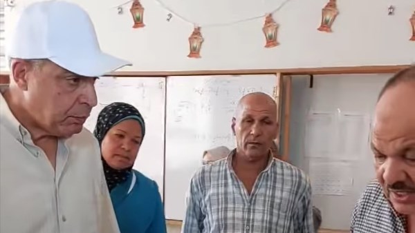 محافظ المنيا : تحويل غرفة مدير مدرسة أشروبة الثانوية إلى فصل دراسي