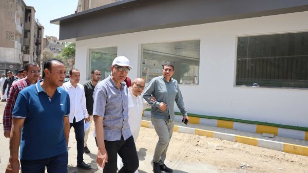 محافظ المنيا في جولة ميدانية بحي شمال لمتابعة النظافة ورفع الإشغالات