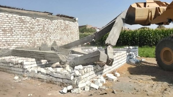 الموجة 27.. إزالة 518 حالة تعدٍ على الأراضي وأملاك الدولة بالمنيا