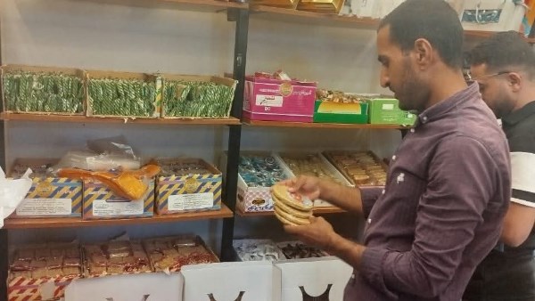 المنيا .. حملات مكثفة لضبط الأسواق.. وضبط 65 مخالفة تموينية متنوعة