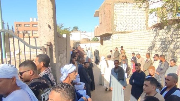 تشييع جثمان شهيد الشجاعة بسوهاج