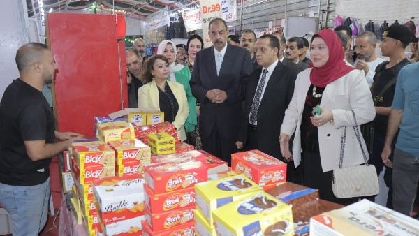 جانب من افتتاح معرض اهلا مدرستي بسوهاج