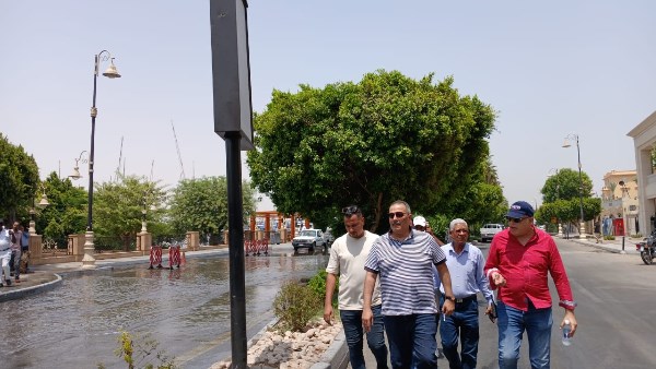 رئيس مجلس إدارة شركة مياه الشرب والصرف الصحى بالاقصر 