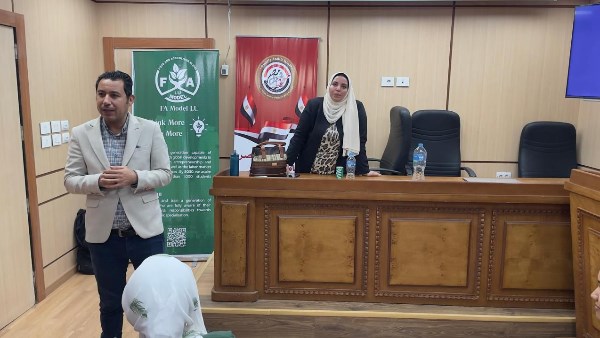أسرة طلاب من أجل مصر بجامعة الأقصر تنظم برنامجًا تدريبيًا حول البحث العلمي