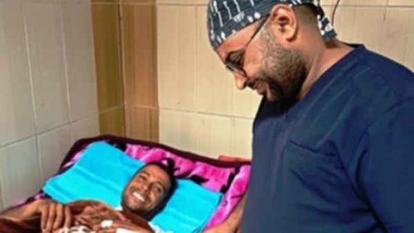 فريق طبي بمستشفى أسوان الجامعى ينجح في استخراج سيخ حديدي من جسد عامل..شاهد