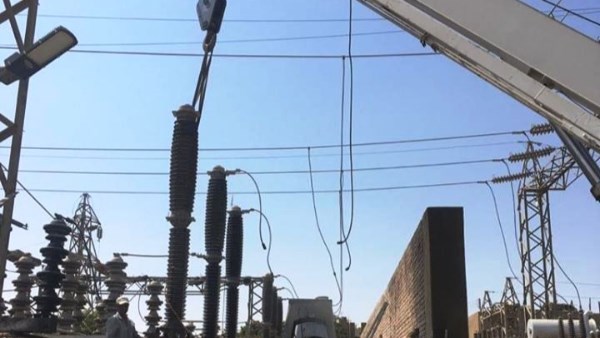محافظ أسوان:عودة الحياة وتشغيل الكهرباء بكامل طاقتها بمركز ومدينة إدفو
