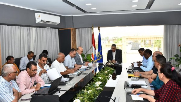 إجتماع تنسيقى لمحافظ أسوان لمناقشة سبل وآليات تطبيق قانون الإيجار القديم
