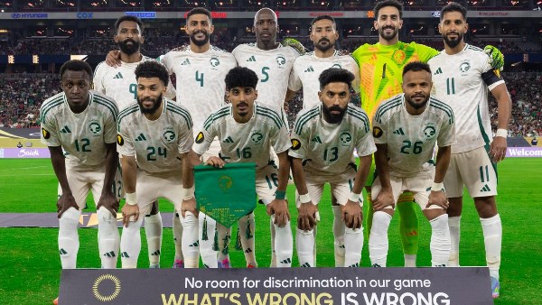 رينارد يعلن قائمة منتخب السعودية لمعسكر التشيك