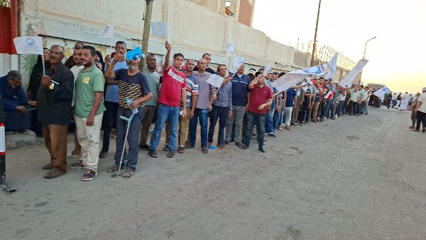 توافد المواطنين على لجان الاقتراع بالاسكندرية