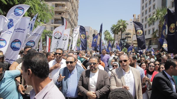 مسيرة حاشدة لحزب حماة الوطن بالإسكندرية