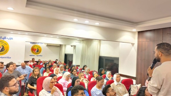 برنامج تطوير مهارات طلبة الاعلام 