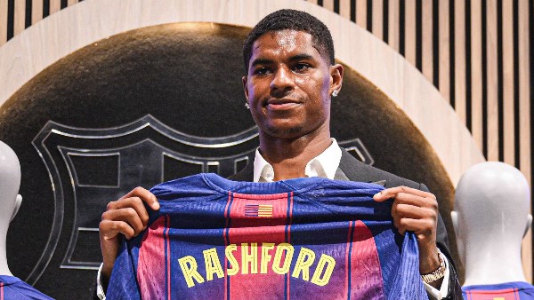 برشلونة يضحي بلاعبه من أجل عيون راشفورد