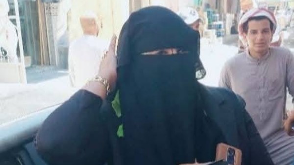 مديرة تموين مطروح تردى النقاب للتخفى 