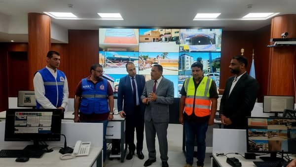 محافظ مطروح يتفقد مركز السيطرة 