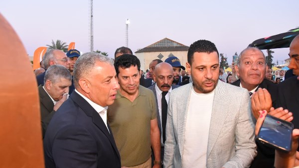 عاي هامش افتتاح مهرجان المانجو 