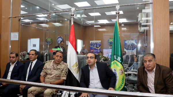 نائب محافظ الإسماعيلية يتابع انتظام سير جولة الإعادة لانتخابات الشيوخ