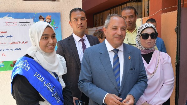محافظ بورسعيد يشيد بوعي المواطنين وحرصهم على ممارسة حقهم الدستوري